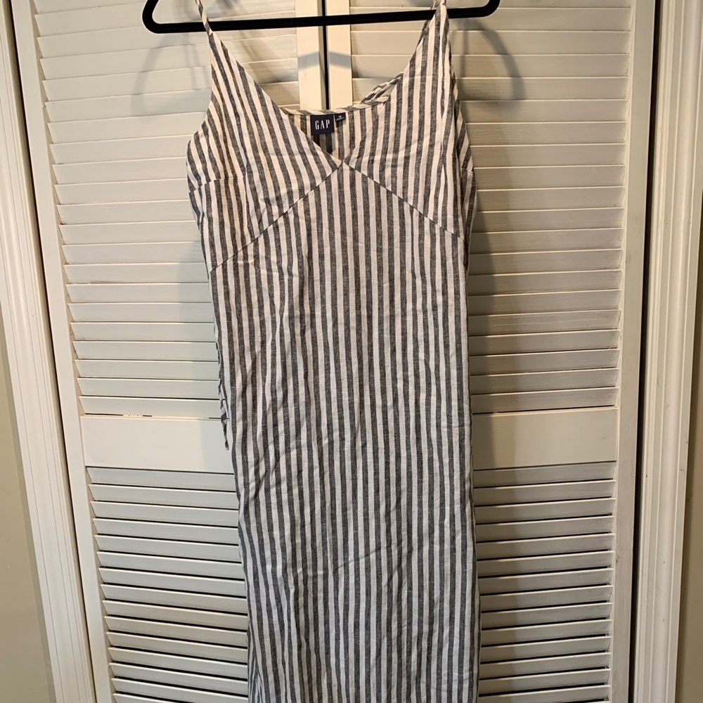 Gap Linen Blend Stripe Midi Dress Sz 12 Spaghetti Tie Straps V Neck Beachy  Boho